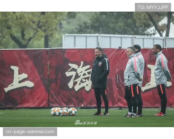 国安伤员集体回归训练，蒙哥马利迎战蓉城阵容趋完整